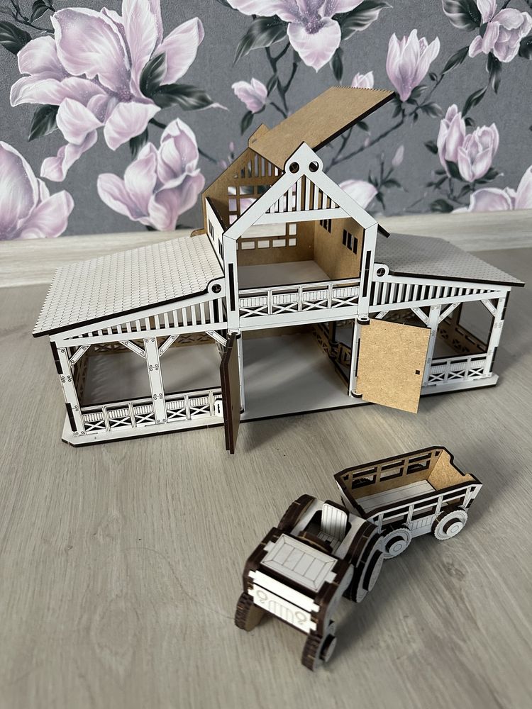 Подарунок дитині — конюшня для коней Schleich, загін, дерев’яна стайня
