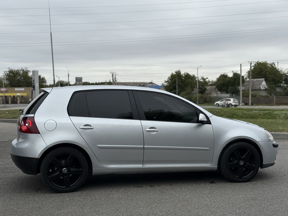 VOLKSWAGEN GOLF V 2005 , 2.0 полный привод , в идеальном состоянии