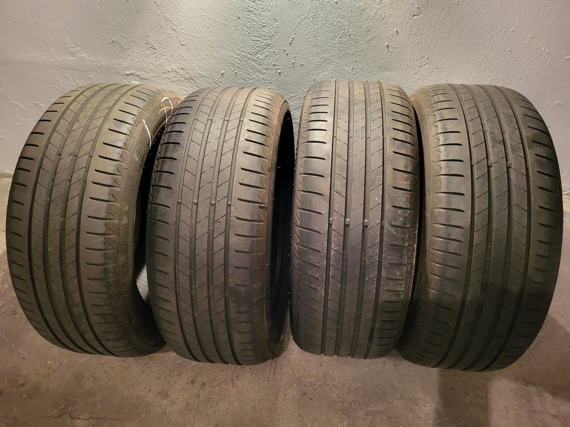 Opony letnie BRIDGESTONE 225/55 R17