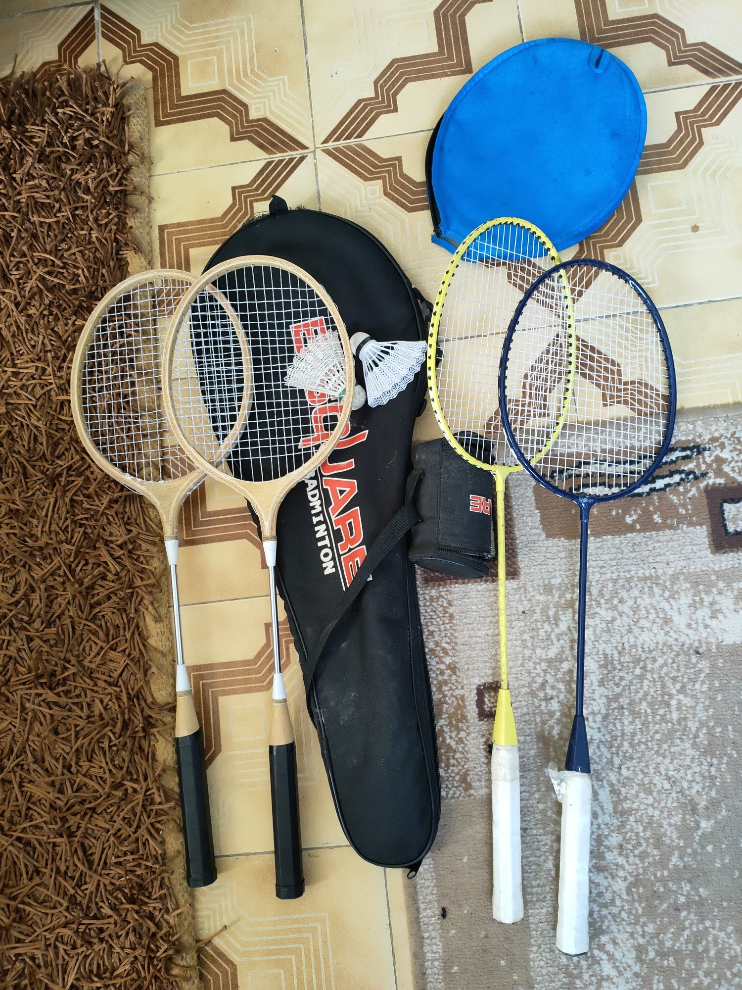Vendo raquetes badminton com saco