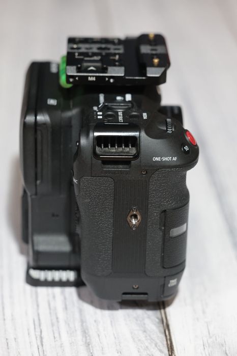 Canon C70 Speedbooster x0,71, klatka smallrig, stan bardzo dobry