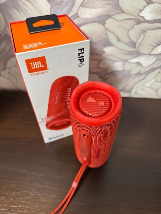 Jbl flip 6 в отличном состоянии