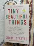 Книга англійською мовою Tiny beautiful things Cheryl Strayed