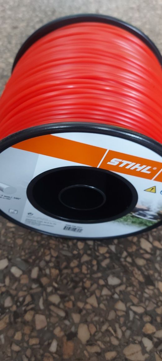 Żyłka czerwona Stihl 208 metrów