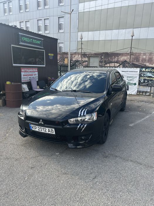 Mitsubishi Lancer 10