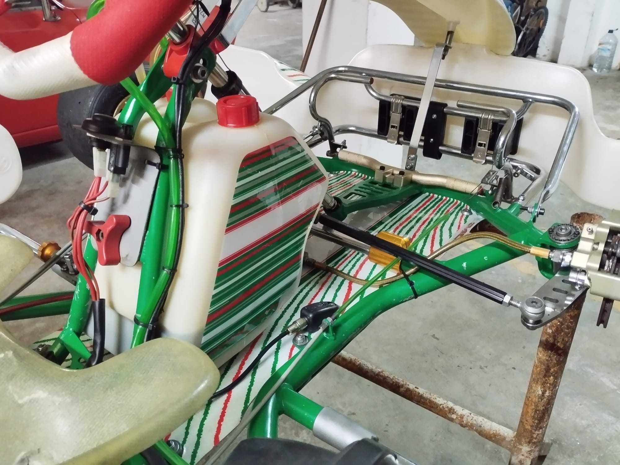 Tony Kart DD2 com reboque