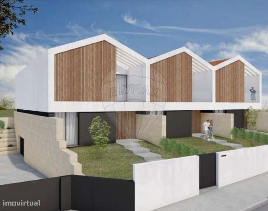 Moradia T4 para venda