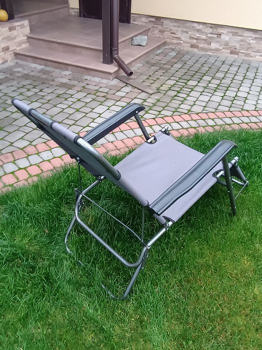 Шезлонги для відпочинку та для риболовлі 2шт