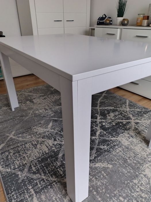 Sprzedam stół rozkładany