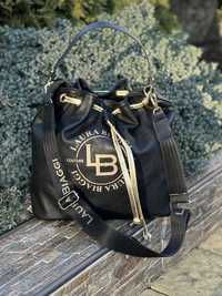 Laura biaggi стильная вместительная сумка