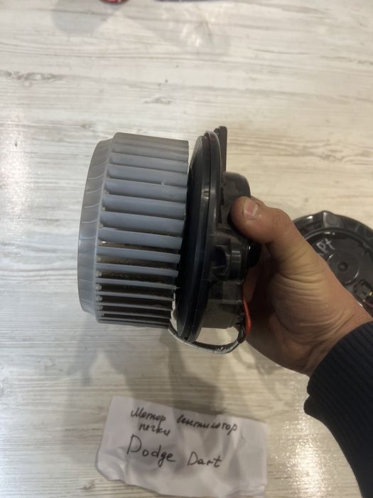 Моторчик печки вентилятор dodge dart додж дарт год 14