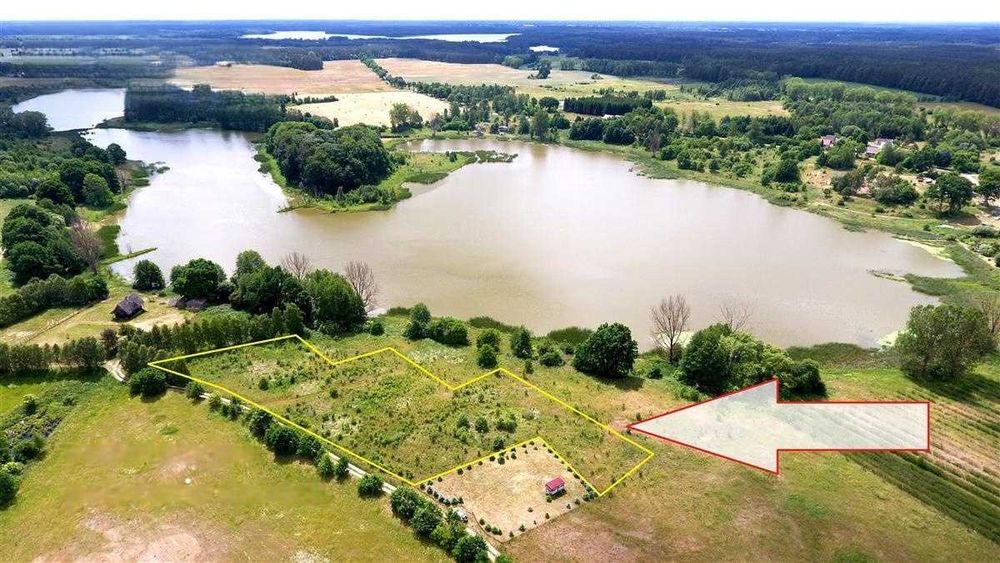 Urokliwie położona działka nad "jeziorem Uniemino"