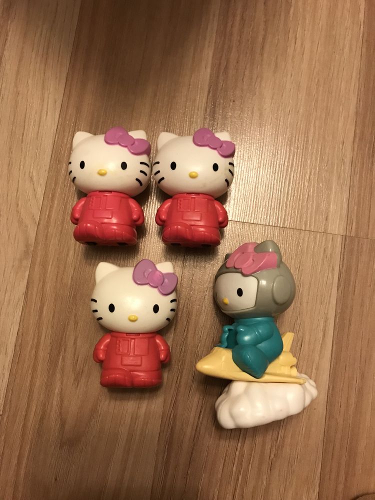 hello kitty sanrio figurki