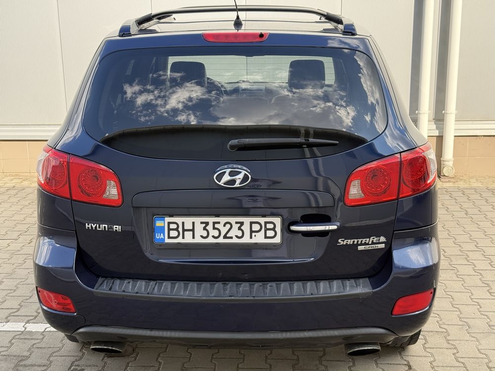 Hyundai Santa FE 2.2 Дизель - Автомат Красивая кожа