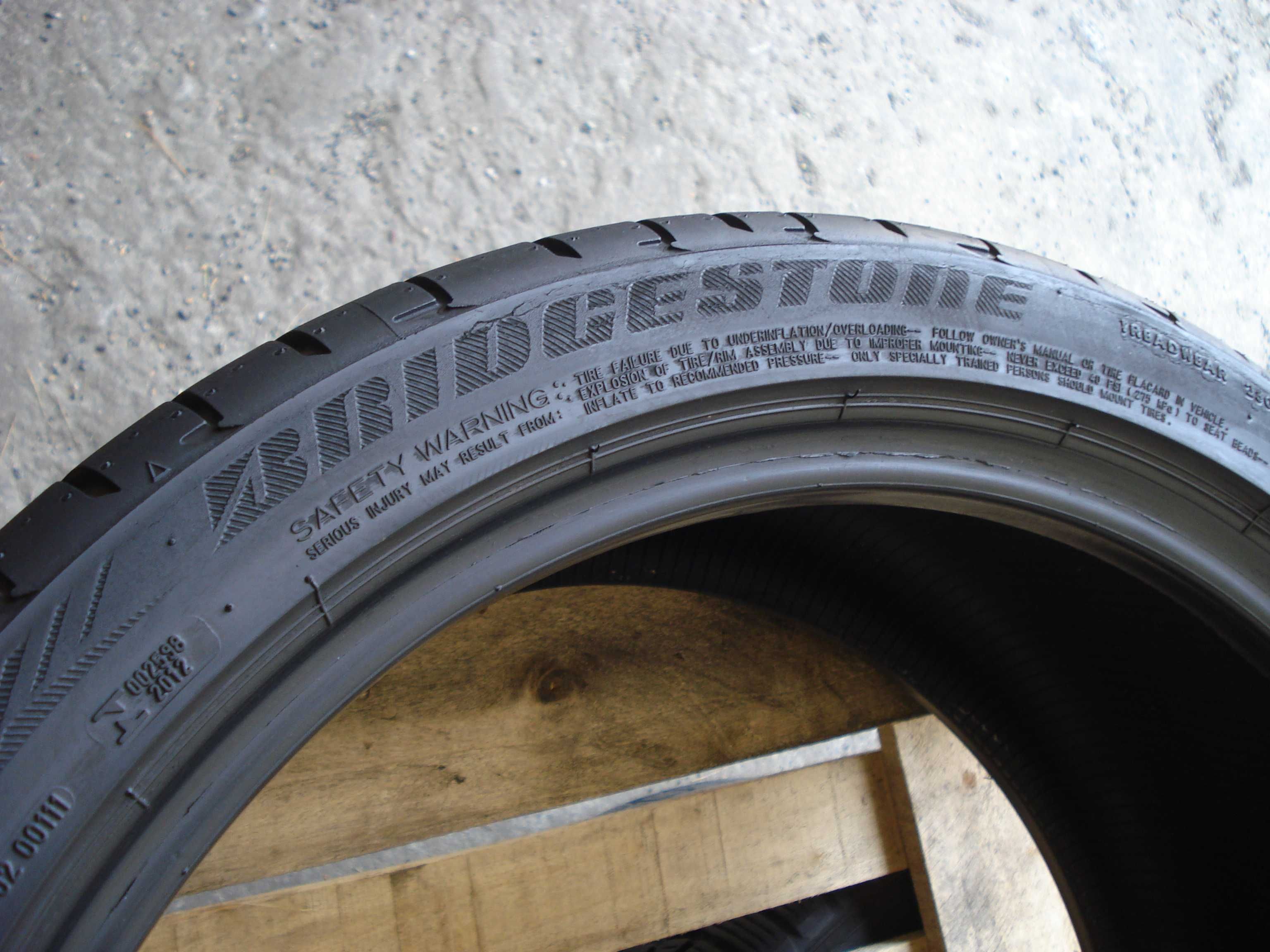 Bridgestone Potenza S001  245/35 r 18  2 - sztuki letnie