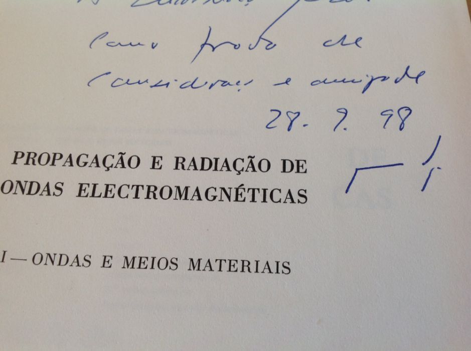 Ondas e Meios Materiais, M. Abreu Faro (novo, autografado pelo autor)