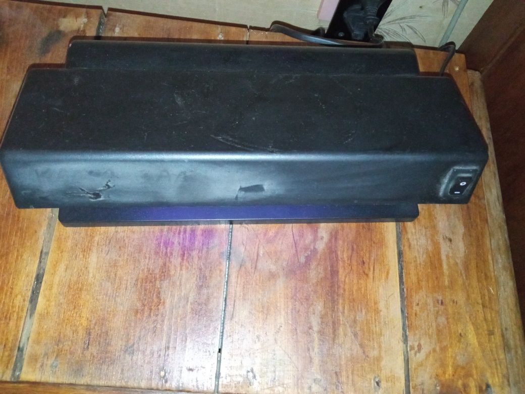 Детектор купюр Genie MD 1784 V (бувший у вжитку)