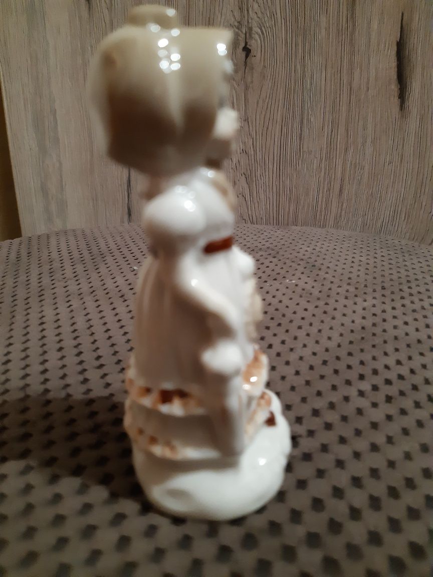 Figurka porcelanowa