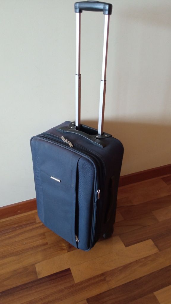 Mala.  de  viagem 0.53 x 0.35