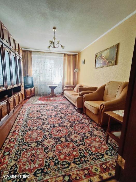Продаж трьох кімнатна квартира на Вулиці ЗСУ 22