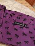 Top roxo com padrão