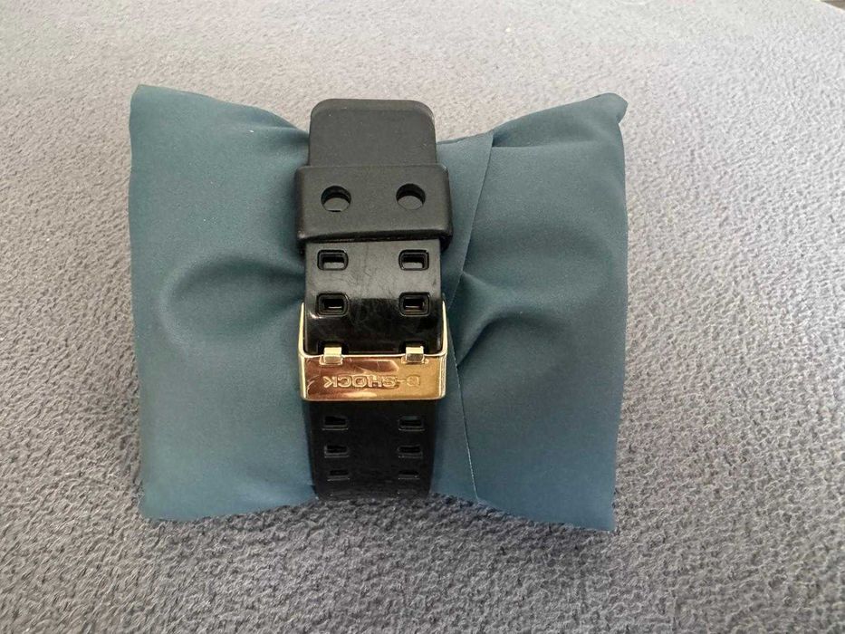 Casio G-Shock GA-110GB-1AER – czarno-złoty