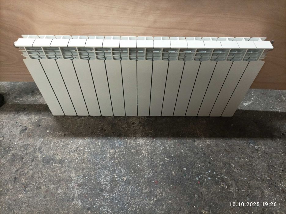 Kaloryfer alu 15 żeber