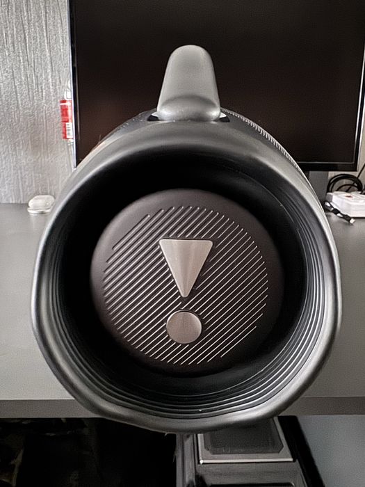 Продам свій JBL Boombox 3