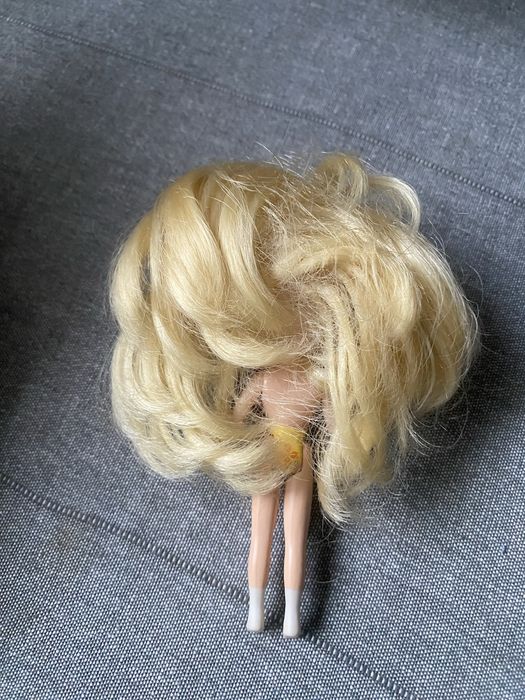Laleczka mini blythe blond Hasbro