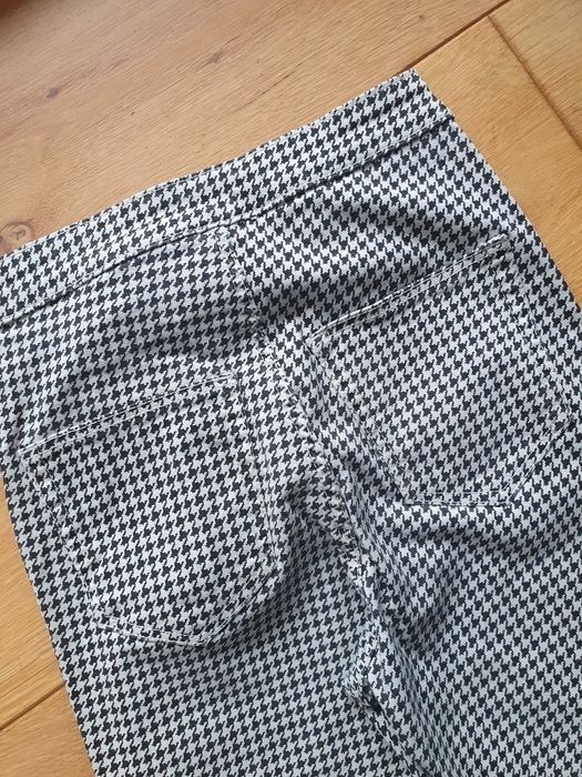 Długie spodnie rurki w pepitkę wysoki stan H&M Divided XS