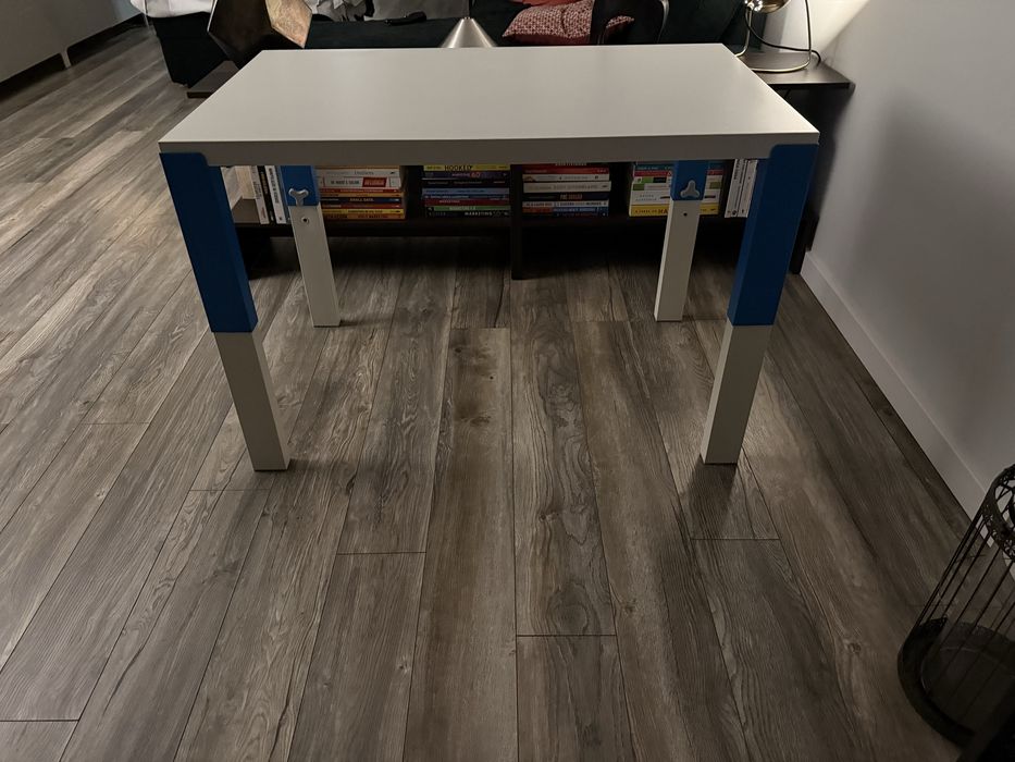 Mesa para crianças - bom estado