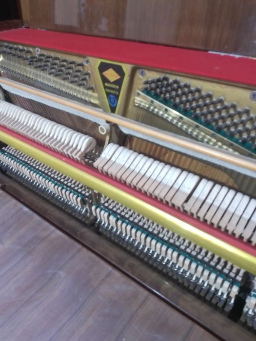 Продам фортепіано