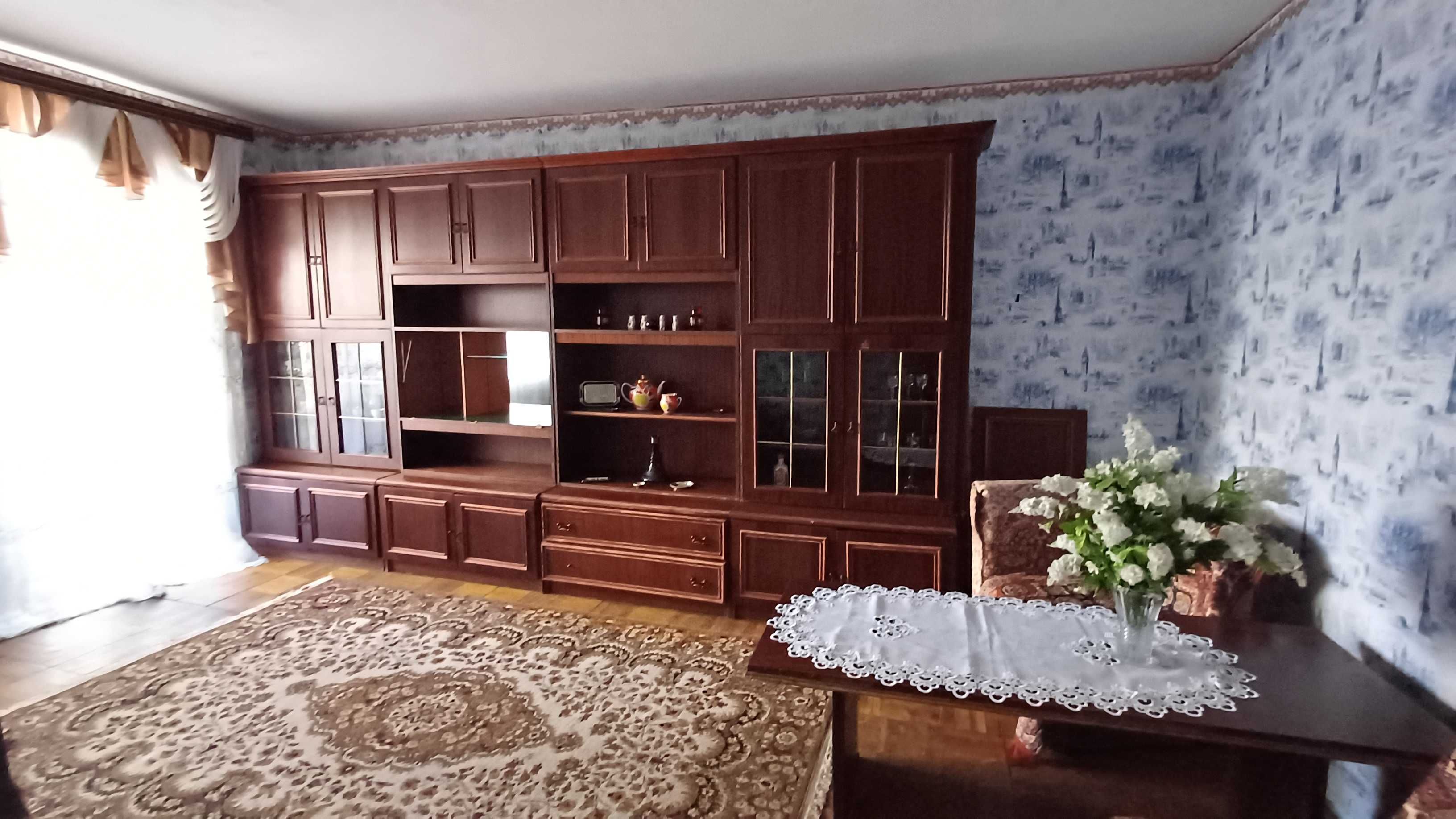 Продаж 3кімн. квартири , центр , вул.Богуна