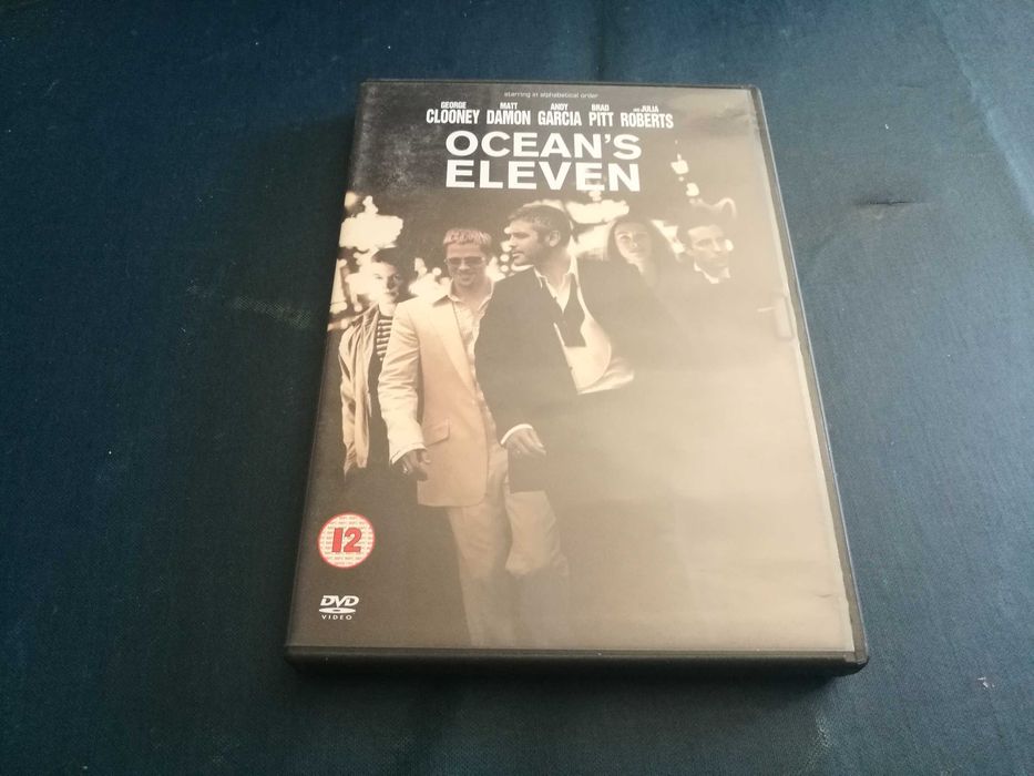 OCEANS ELEVEN 	DVD (legendagem em Inglês)