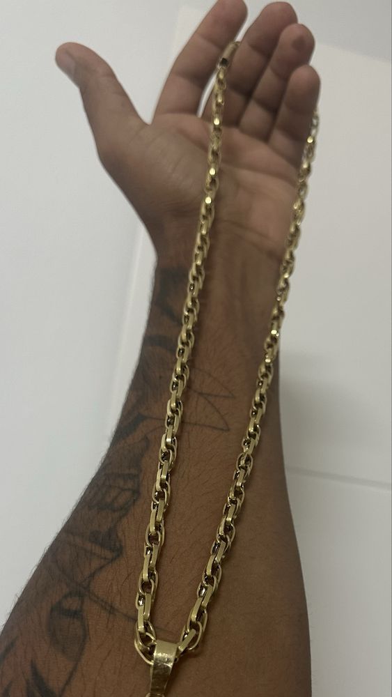 Vendo cordao de ouro 18k com 20.6g lindo e bem volumoso