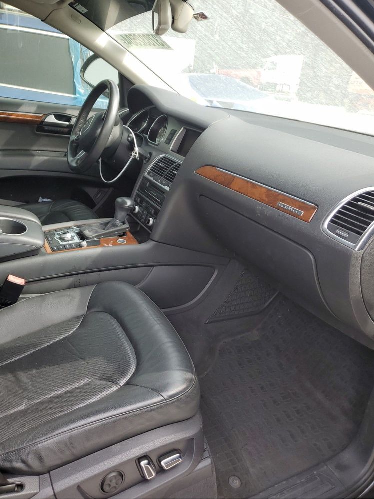 Салон Audi q7 4L 2015року вентиляція, підігрів, память