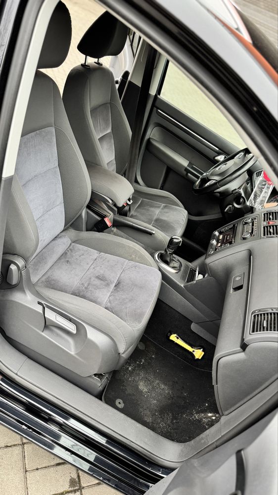 Продаж Volkswagen Touran