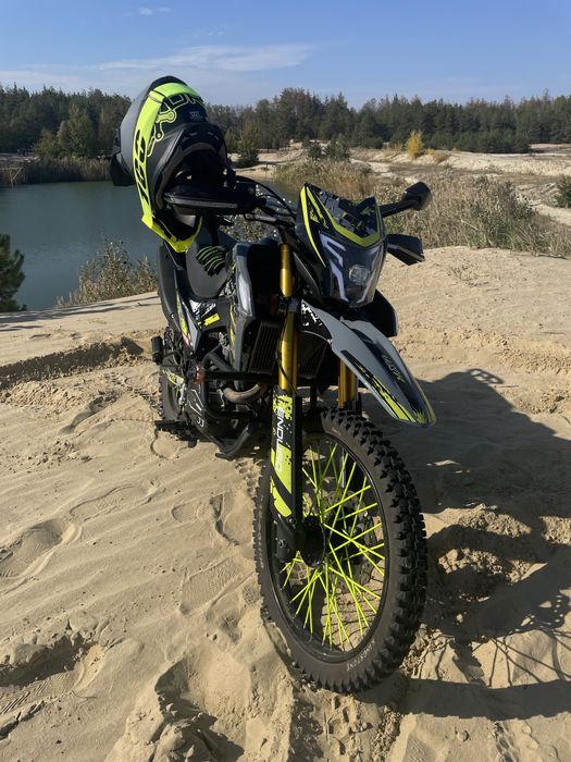 Продам мотоцикл Shineray VXR300