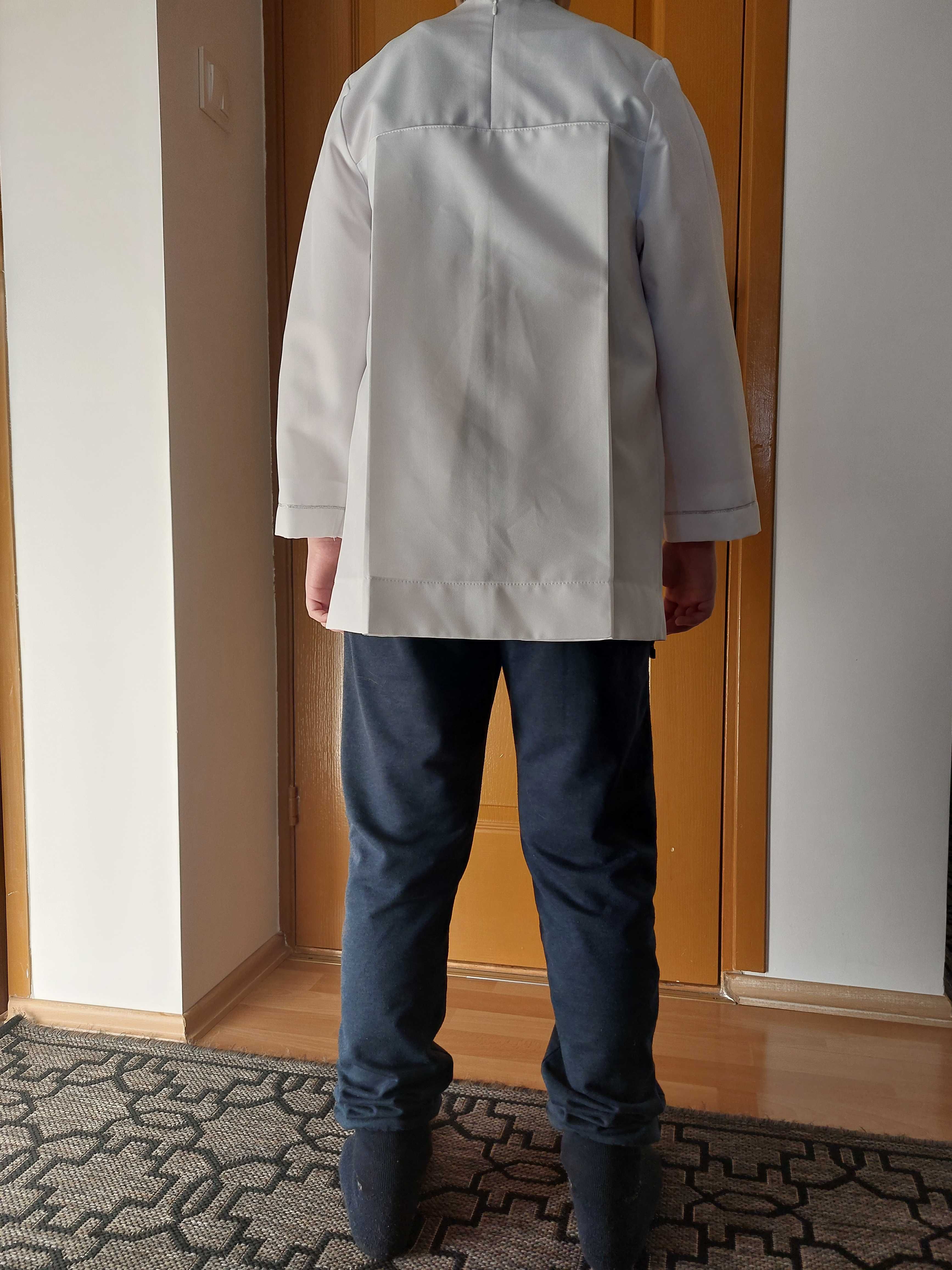 Alba komunijna krótka dla chłopca; długość alby - 66 cm