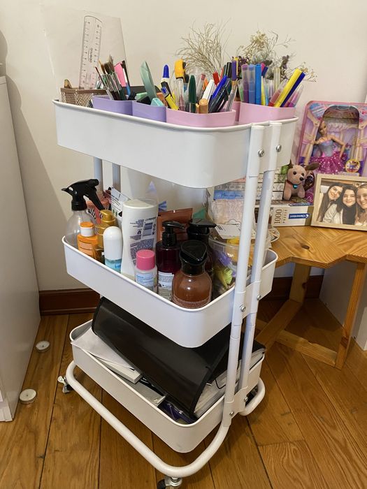 Carrinho com rodinhas