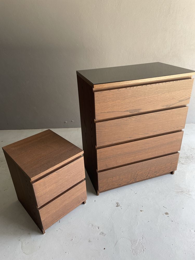 Comoda Ikea de 4 gavetas e tampo em vidro + Mesinha de cabeceira