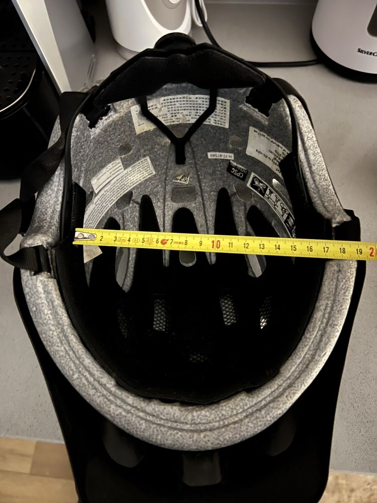 Capacete de BTT - GUB