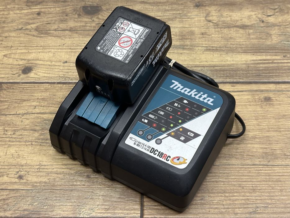 Zestaw | Makita szybka ładowarka DC18RC + akumulator 18V 5AH 2022r.