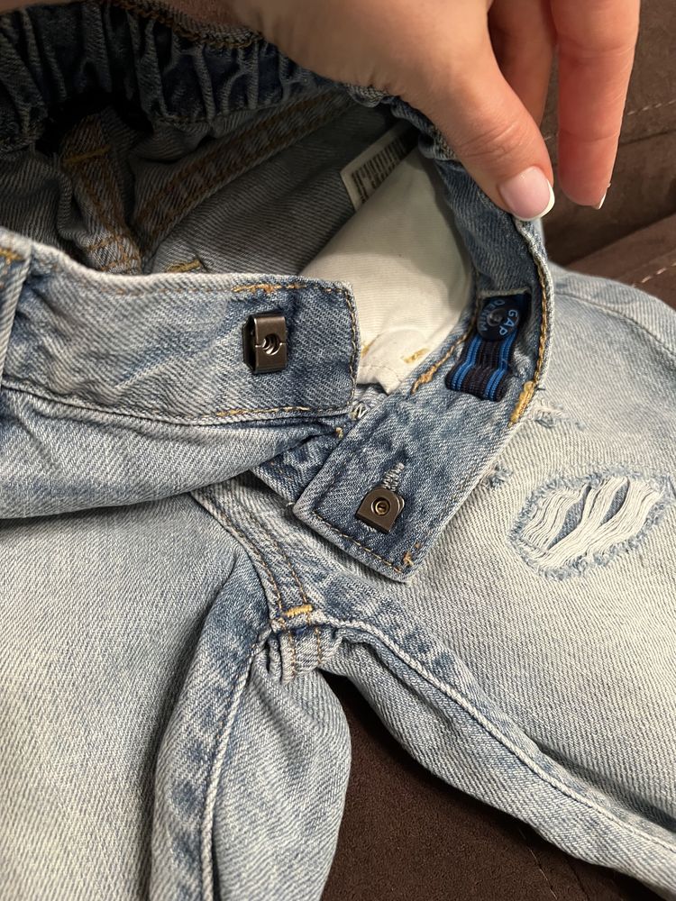 Продам шорты джинсовые Gap