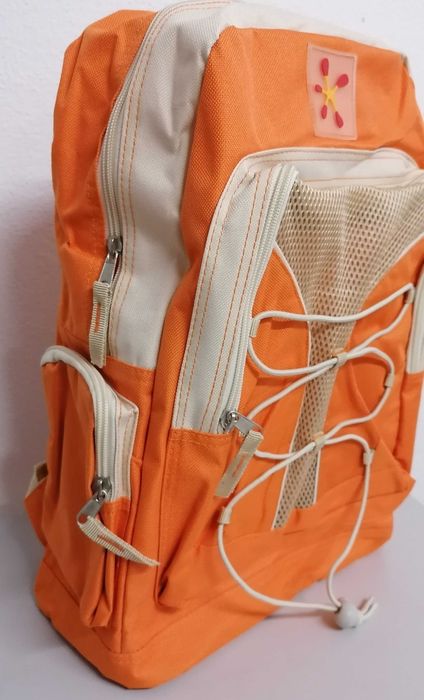 Mochila Laranja (artigo novo) por 5€