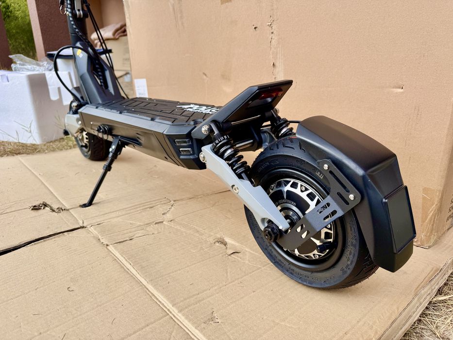 APOLLO PHANTOM 52V 23.4Ah 1217Wh 75km/h 70km kukirin 2x1200W hulajnoga