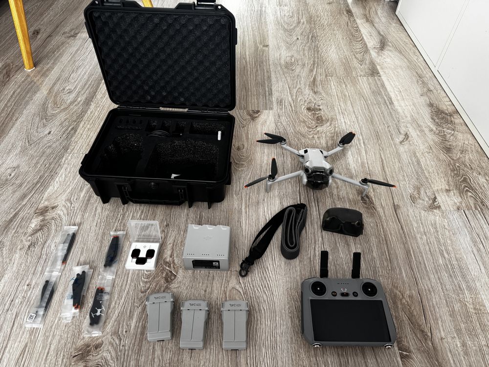 Dron DJI mini 4 Pro + wysposazenie