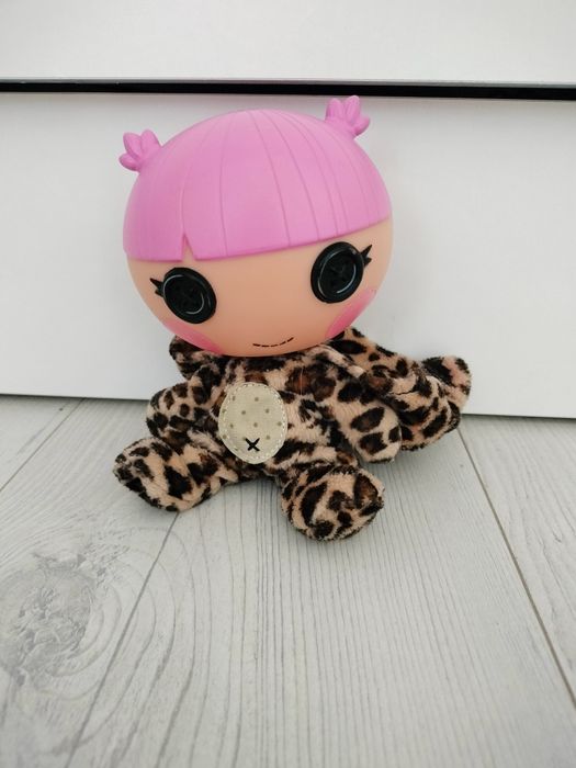 Lalka z kombinezonem