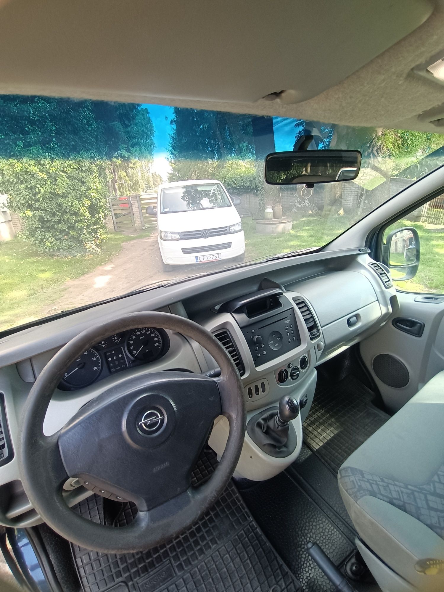 Opel Vivaro 1.9 dti 6 bieg long