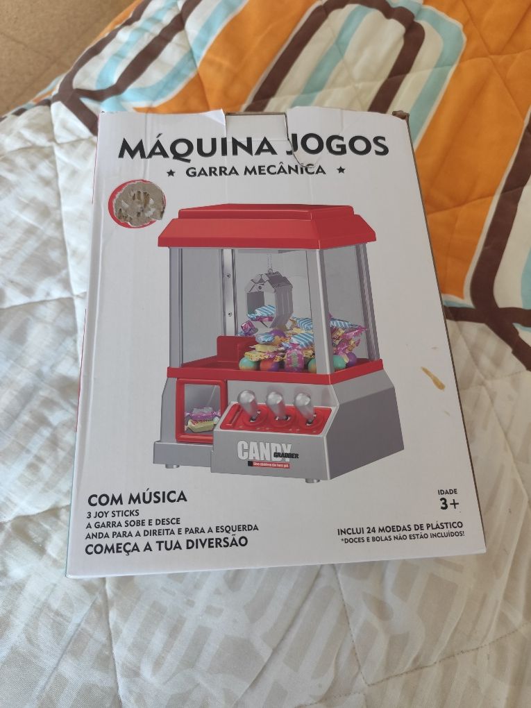 Máquina - Garra Mecânica
